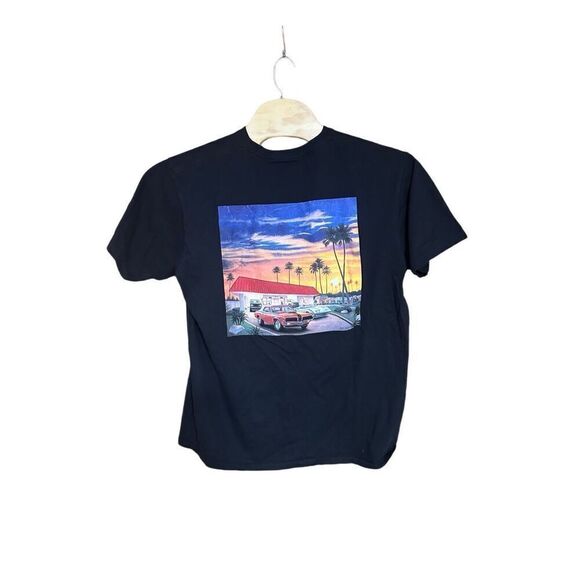 In and Out Burger California  Extra Large (XL) Made in USA TShirt - Picture 2 of 5